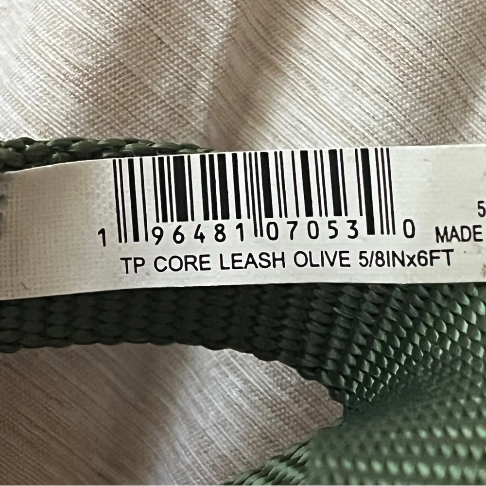 Top Paw 6 ft Long Olive Green Core Leash D Ring Silver Hardware Standard Leash